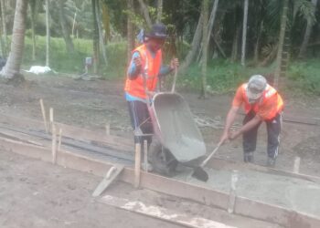 Pemdes Sungai Kepayang Pakai DD Tahap II untuk Bangun Jalan dengan PKTD