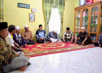 Hamas Pimpin Doa Untuk Almarhum Mantan Ketua LAM Bathin III Ulu