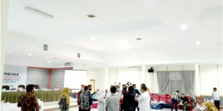 Pleno Kota Sungai Penuh Gagalkan Penggelembungan Suara CE-Ratu, Keunggulan Haris-Sani Melebar