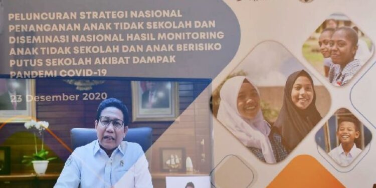 Menteri Desa Perkenalkan Strategi Nasional untuk Pendidikan Desa