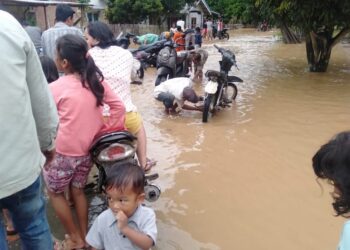 Tingginya Curah Hujan, Sungai Jujuhan dan Batang Asam Meluap