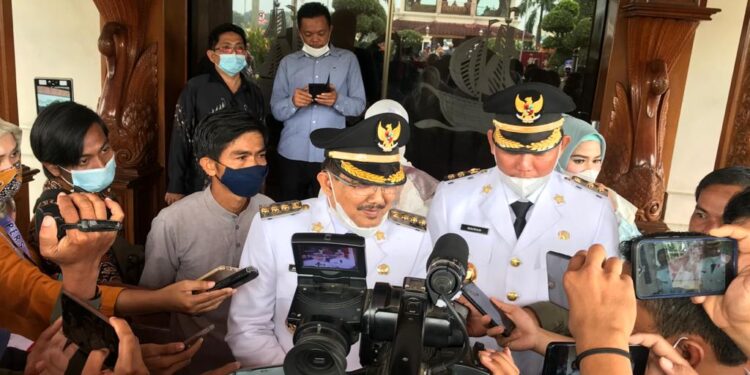 Untuk Pengembangan UMKM, Anwar Sadat Bakal Luncurkan Batik Khas Tanjabbar