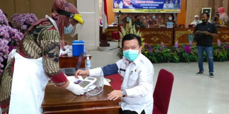 Usai Vaksinasi Sinovac Covid-19, Al Haris Mengaku Terasa Enjoy