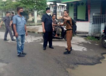 Turun Gunung, Bupati Cek Kerusakan Jalan dalam Kota Kualatungkal