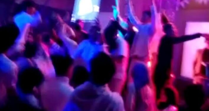 Edan..! Ditengah Pandemi Siswa SMAN 1 Tanjabbar Gelar GreatParty Bak di Diskotik