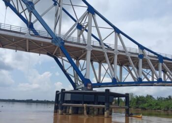 Kapal Tanjung Johor 15 Tabrak Tiang Jembatan Muara Sabak