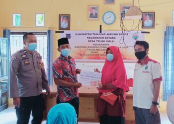 Pemdes Teluk Kulbi Kembali Serahkan BLT Dana Desa Tahap II Rp.300 Ribu