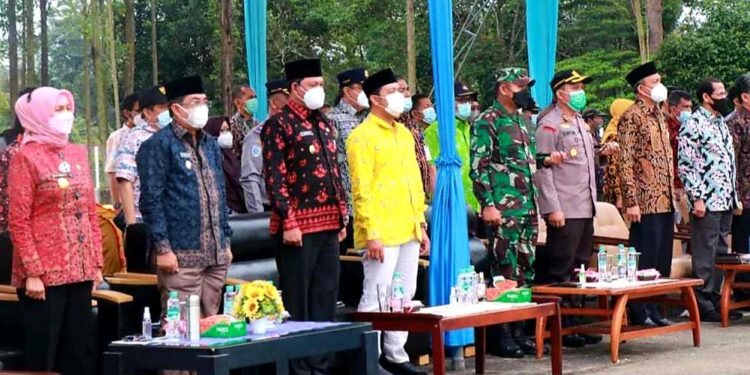 Pimpinan DPRD Hadiri Acara Energizing Listrik Untuk 19 Desa Di PT. LPPPI Tebing Tinggi