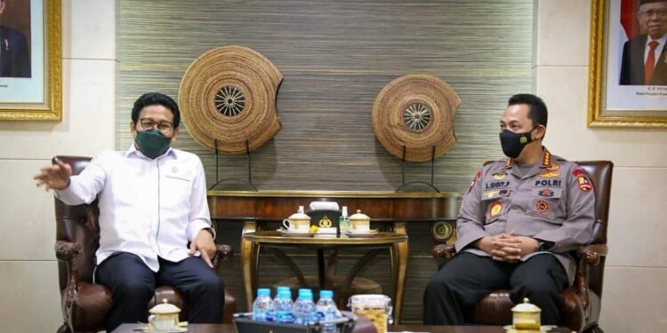 Mendes Minta Polri Dampingi Pengawasan Dana Desa 2022