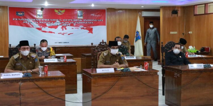 Antisipasi Lonjakan Covid-19 Pasca Lebaran, Bupati dan Wabup Tanjabbar Ikuti Rakor Bersama Presiden