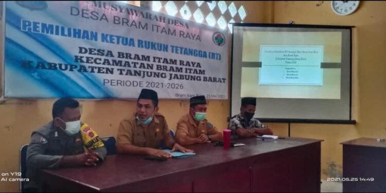 Pemdes Bram Itam Raya Gelar Pemilihan Ketua RT Secara Serentak