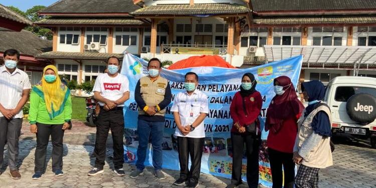 Berikan Pelayanan Kesehatan Gratis, Pemprov Jambi Terjunkan 15 Nakes ke Desa Terpencil