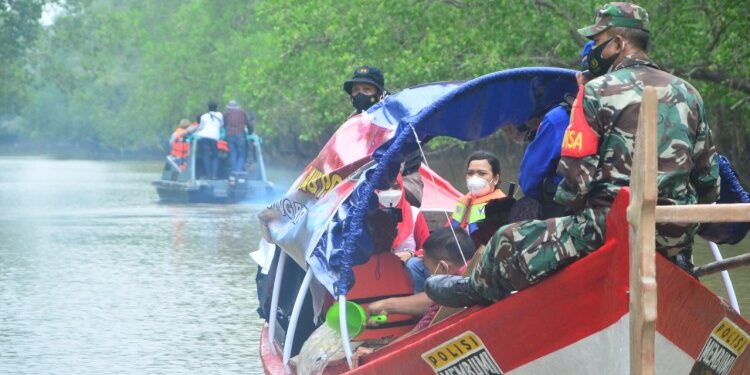 Polres Tanjabbar Kembali Buat Gebrakan dengan Luncurkan Kapal Pelampung Polri