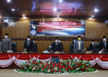 Bupati Tanjabbar Hadiri Rapat Paripurna DPRD Dengar Pidato Kenegaraan Presiden Jokowi