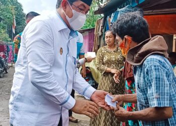 Bupati Tanjabbar Bersama Milenial ANSHAR Kembali Bagikan Sembako Sambut 10 Muharam