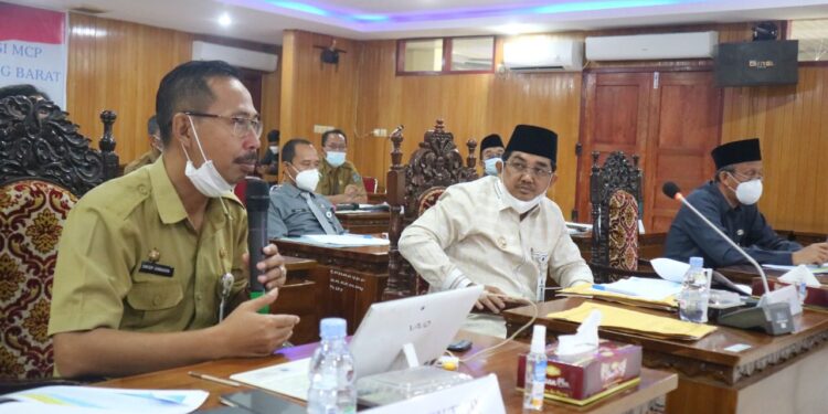 Buka Rapat Monitoring Evaluasi MCP dan Monev Via Video Conference, Bupati Pinta Inspektorat Lebih Aktif dan Intens Lakukan Pengawasan 