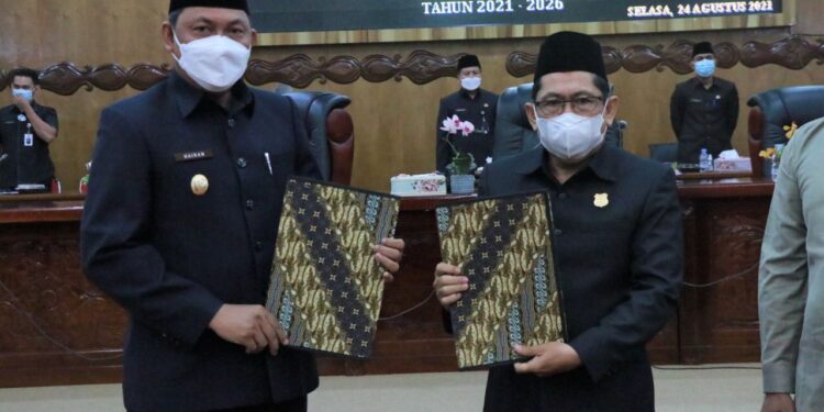 Wabup Hairan Hadiri Rapat Paripurna IV Penyampaian Laporan Panitia Khusus dan RPJMD