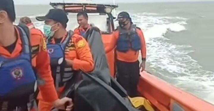 Nelayan Asal Kualatungkal yang Tenggelam di Perairan Pulau Berhala akhirnya Ditemukan