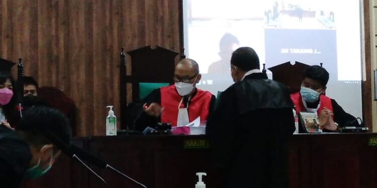 Budi Azwar Didakwa Sebabkan Kerugian Rp 292 Juta