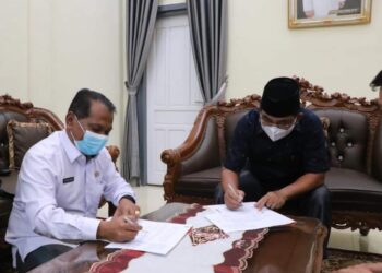 Terima Hibah APD Oleh KPU, Bupati : Bantuan Ini Sangat Berguna dan Akan Kita Gunakan Untuk MTQ