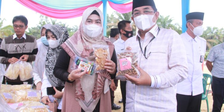 BUMDes Maju Jaya Desa Adi Jaya Punya Unit Usaha PertaShop