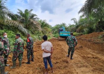 TMMD ke-112 Kodim 0416 Bute, Buka Jalan Pintas untuk Warga Menuju Pasar Sungai Bengkal