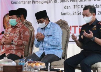 Bupati Tanjabbar Hadiri Pelepasan Ekspor Perdana Produk Pinang Oleh PT, BSI Ke Jeddah Arab Saudi