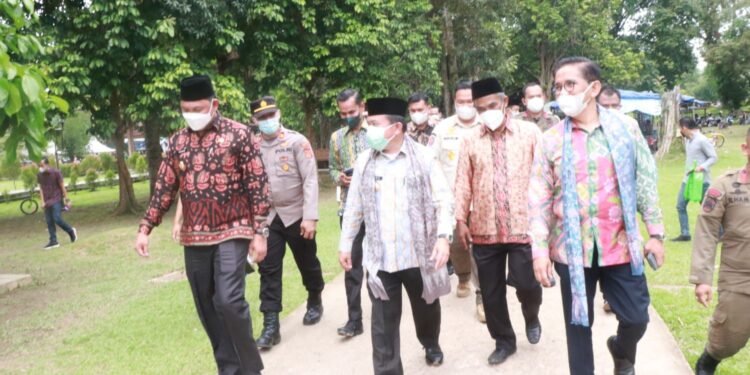 Wabup Hairan Hadiri FCM XVI KEN di Komplek Candi Muaro Jambi