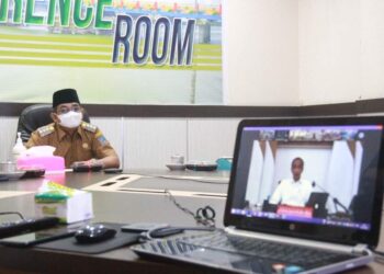 Bupati Ikuti Rakornas Vaksinasi, Presiden Tegaskan Penerapan Prokes