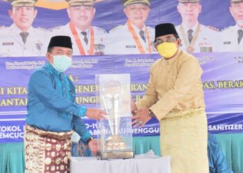 Bupati Tanjabbar Dampingi Gubernur Jambi, Hadiri Pembukaan MTQ Ke-50