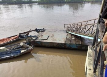 Dermaga Teluk Kempas Roboh Dihantam Tag Boat Maju Jaya