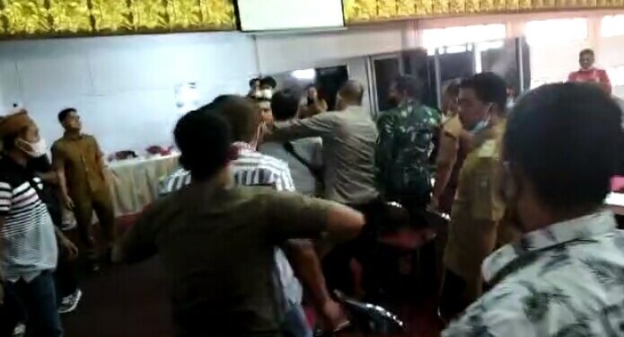 Oknum Anggota DPRD Bungo Nyaris Adu Jotos