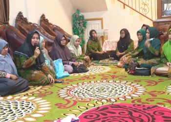 PC Muslimat NU Bekerjasama dengan Pedagang Ayam Tanjabbar Gelar Pelatihan Pemotongan Ayam