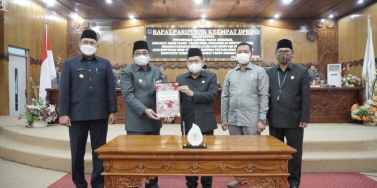 DPRD Tanjabbar Gelar Rapat Paripurna Keempat tentang Perubahan APBD TA 2021