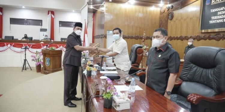 DPRD Tanjab Barat Gelar Rapat Ke-3 Tanggapan Bupati Atas Pemandangan Umum Fraksi Terhadap Perubahan APBD