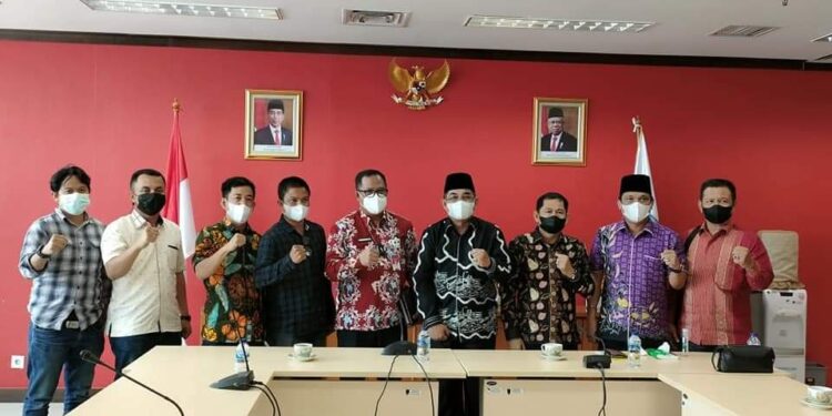 Ketua DPRD Tanjab Barat Kunker Ke Dirjen Bina Keuangan Daerah Kemendagri