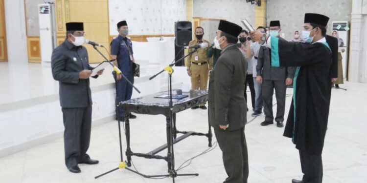 Bupati Tanjabbar Kembali Rombak Kabinet, 3 Pejabat Eselon II Dimutasi