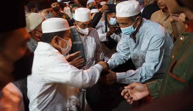 Ke Kualatungkal, Jambi Al Haris Ajak Masyarakat Perkuat Agama