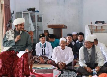 Hadiri Isra Mi’raj di Masjid Hidayatul Muttaqin Parit 5 Darat, Bupati Dengarkan Ceramah Al-Habib Mohsen.