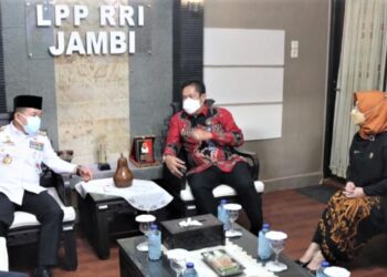 Gubernur Al Haris Ikuti Sertijab dan Pisah Sambut Kepala RRI Jambi
