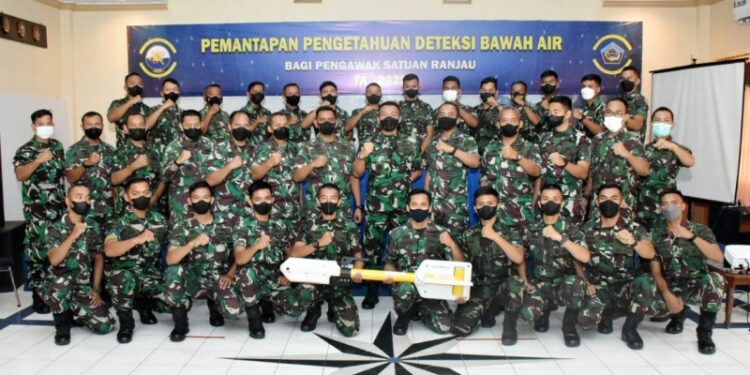 Prajurit Satran Koarmada II Latihan Deteksi Bawah Air