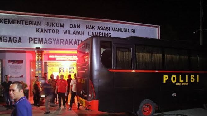 Sembilan Narapidana LP Kalianda Dipindahkan ke Nusakambangan