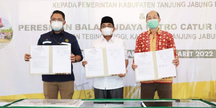 SKK Migas-PetroChina Serahkan Tanggung Jawab Sosial Kepada Pemkab Tanjabbar, Ini Kata Bupati !