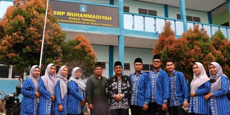 Anwar Sadat Hadiri Aksi Sosial Peduli Penurunan Stunting Oleh Pemda dan Radar Tanjab