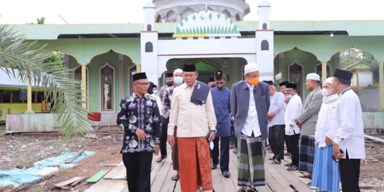 Safari Ramadhan ke Desa Pasar Senin, Wabup : Ini Tahun Ramadhan Kedua Masyarakat Nikmat Listrik