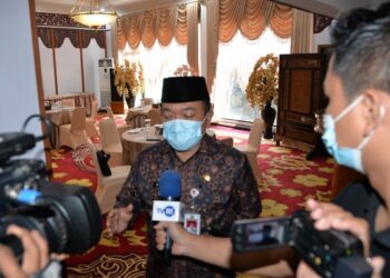 Gubernur Al Haris Apresiasi LAM Selesaikan Masalah Melalui Hukum Adat