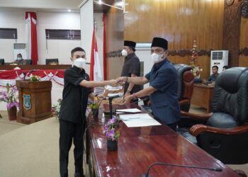 Pimpin Rapat Paripurna Kedua Terkait LKPJ, Ucok Mora Sampaikan Bahwa Qourum Tercapai