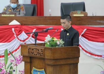 Melalui Satria Tubagus Rian Hermawan Fraksi PDI-P Nyatakan Setuju Terhadap LKPJ Bupati TA. 2021