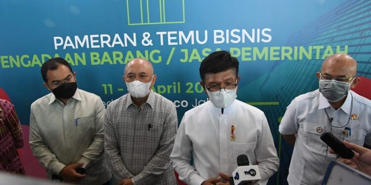 Menkominfo: Melindungi Produk Dalam Negeri Jadi Tantangan Negara