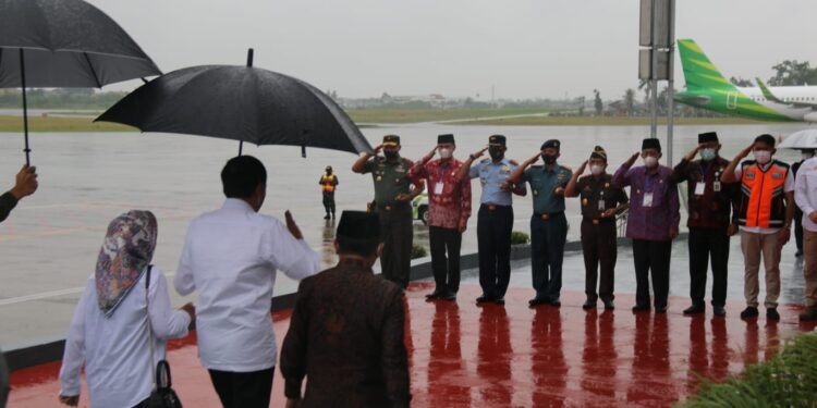 Amankan Kunjungan Presiden Jokowi ke Jambi, Danrem 042/Gapu Ucapkan Terimakasih Kepada Pasukan Pam VVIP Atas Dedikasinya